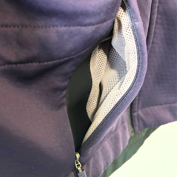 Nike Therma-Sphere Women’s Short Sleeve Training Top Size S - Picture 9 of 12